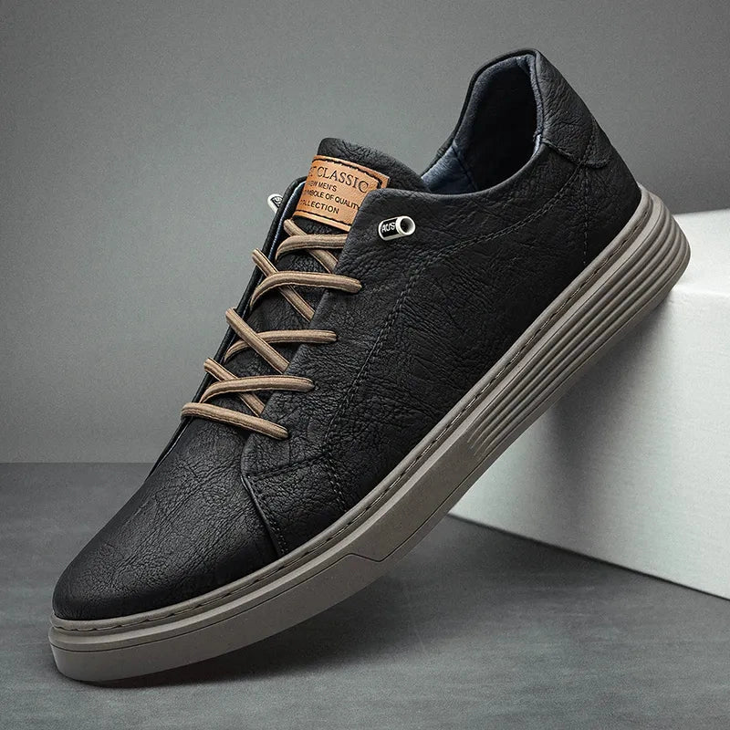 View of casual lace up shoes in dark brown leather with a sleek design and comfortable fit
