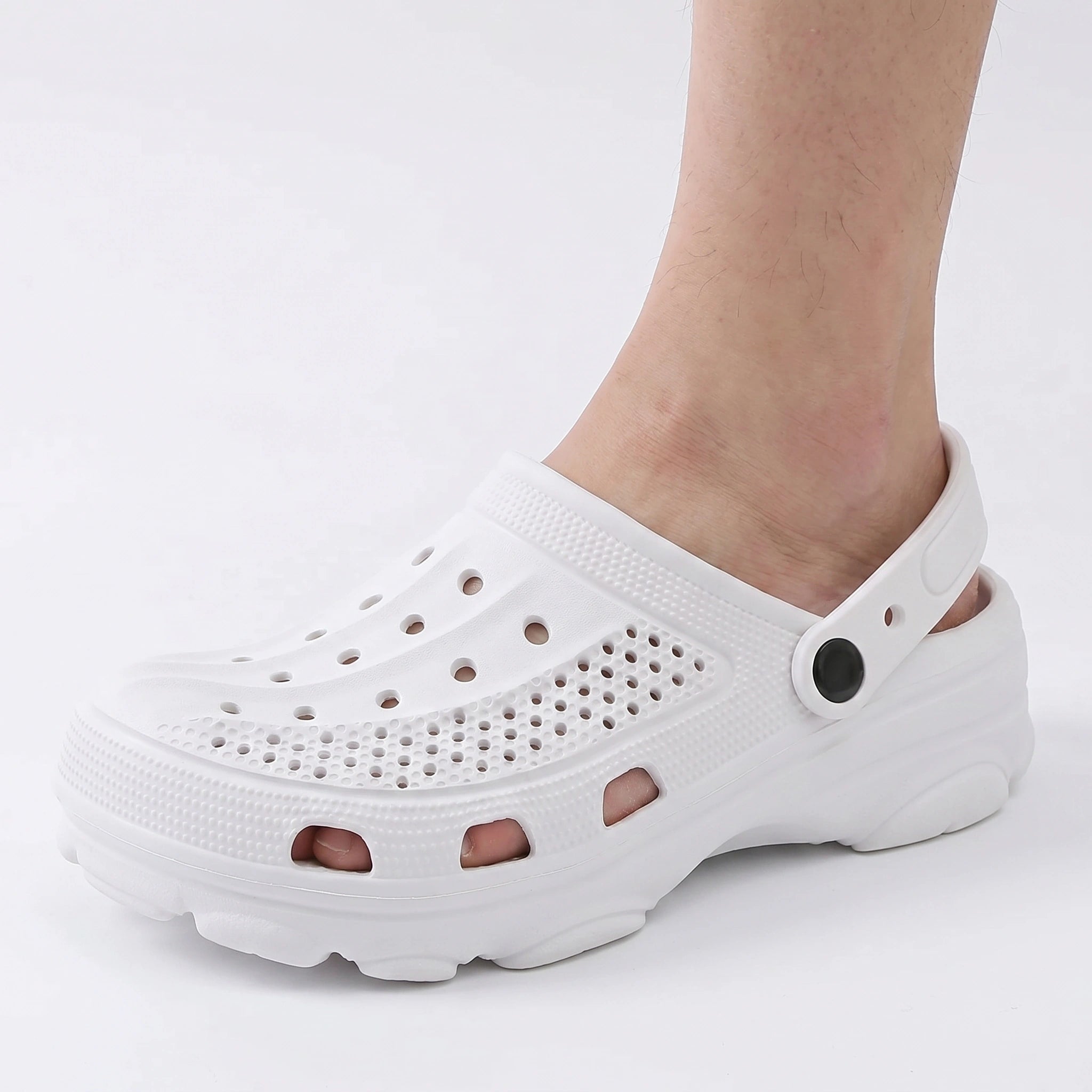 Close up view of the breathable fabric and detailed stitching on men's casual summer sandals, showing their design and comfort for everyday wear.