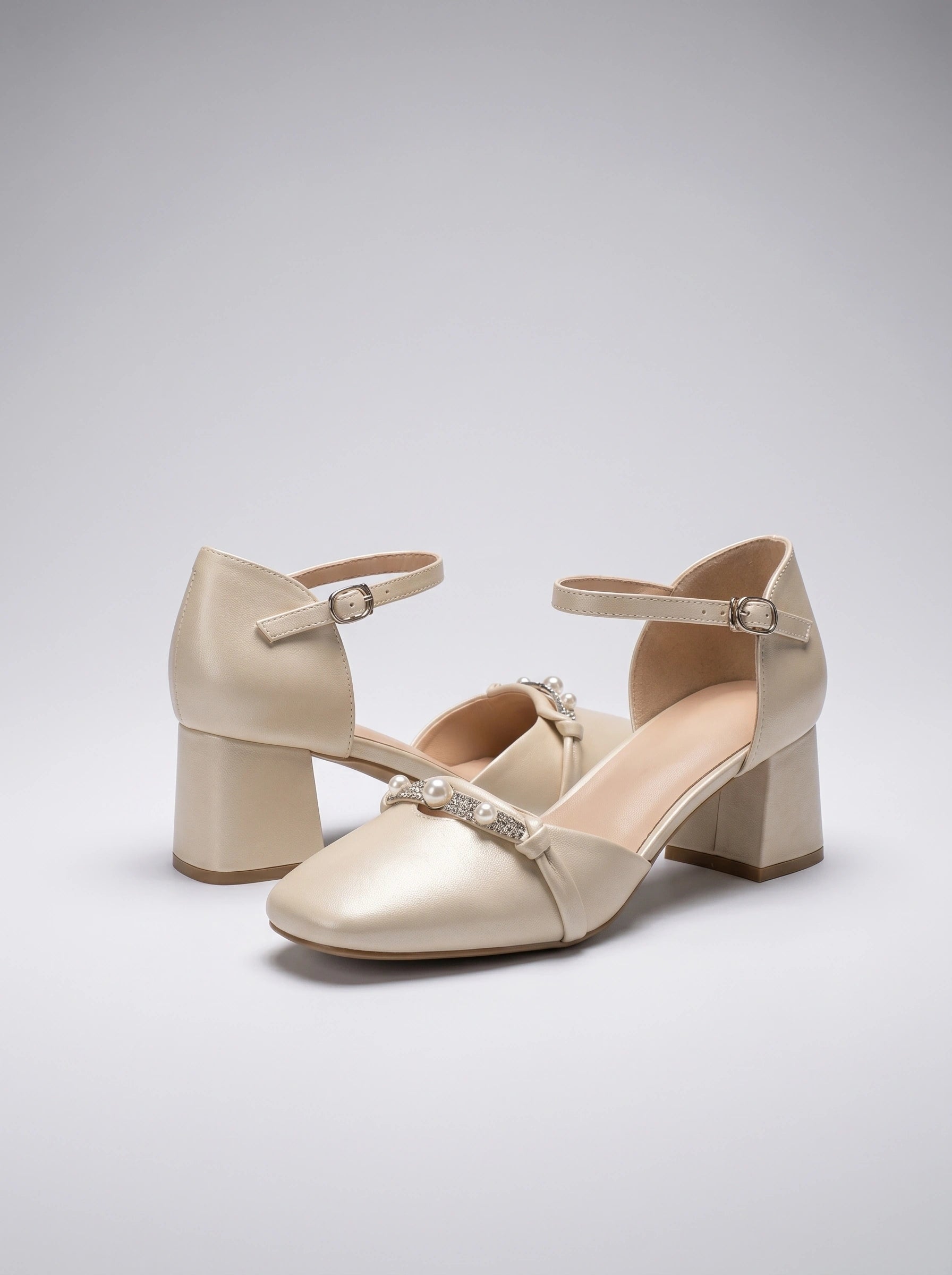 Mia Womens Elegant Stiletto Heels