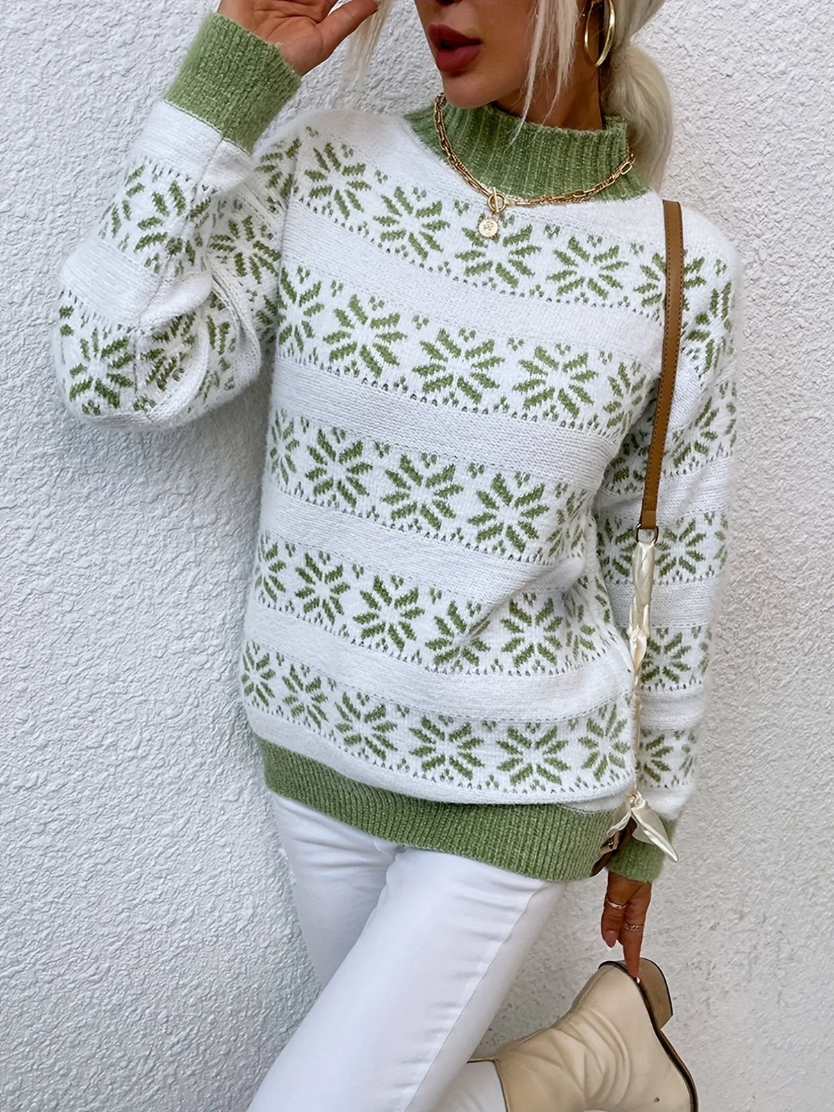 Christmas sweater — Pattern Holly Pink S Nora Luxe — view 6 — — view 6