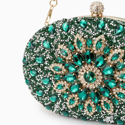Elegant clutch bag in soft leather with a sleek silhouette, featuring gold tone clasp and subtle textured finish — view 18