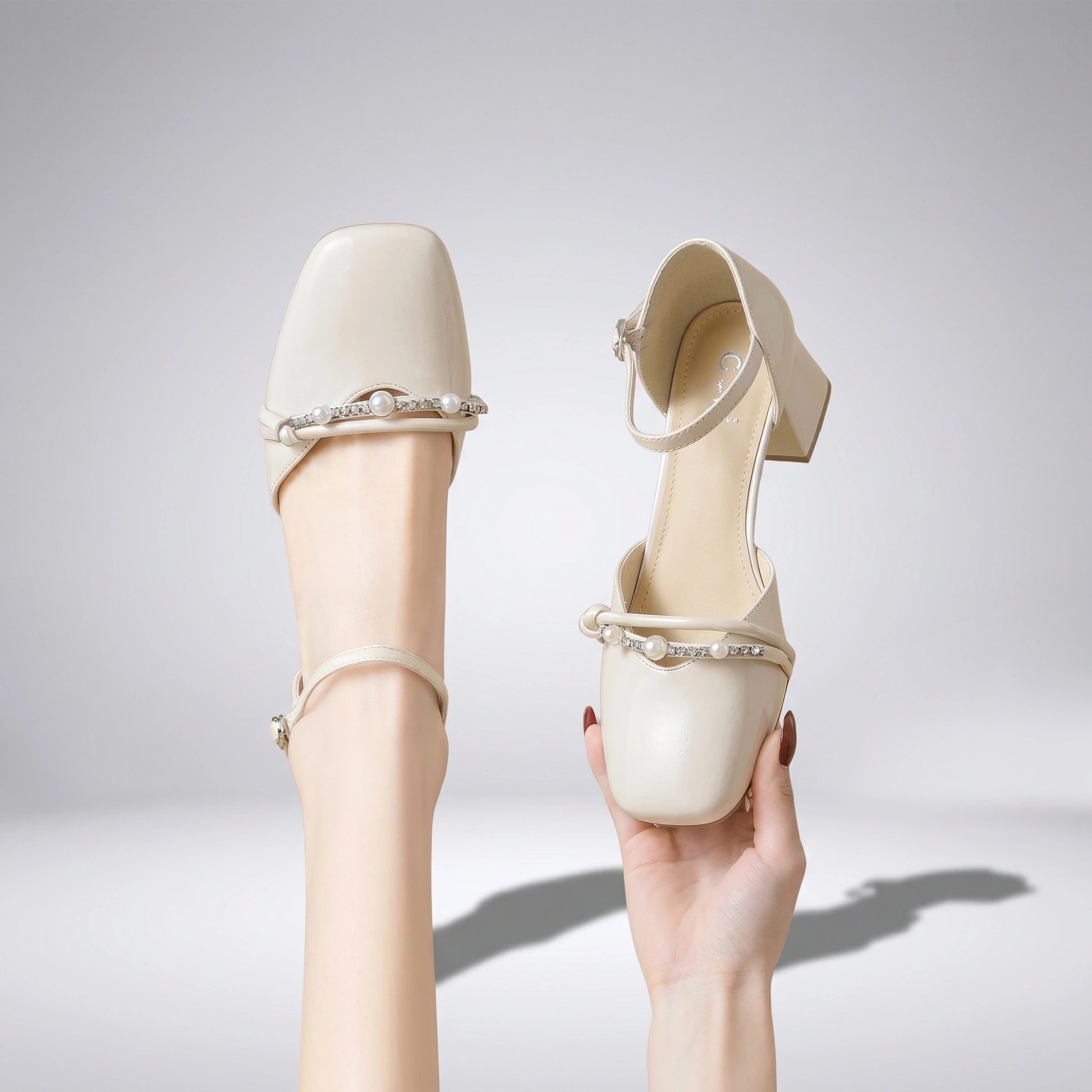 Mia Womens Elegant Stiletto Heels