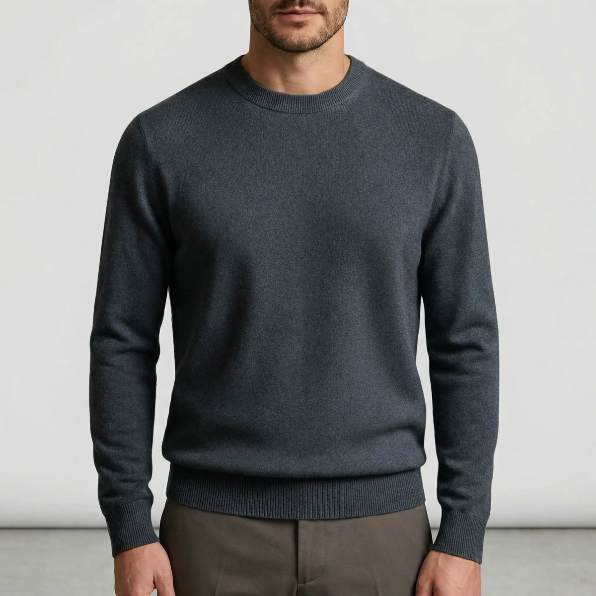 Fall sweater — Dark gray lightweight cashmere crewneck front view, ideal — 9 — view 9