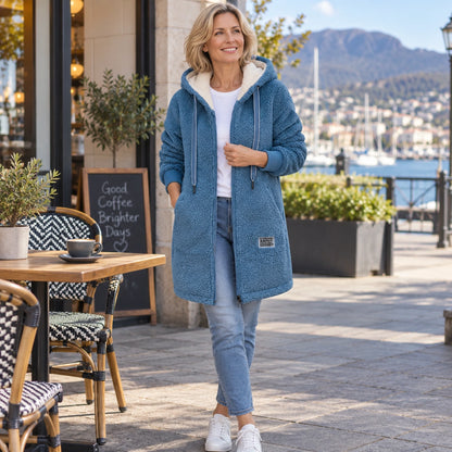Luna Blue fleece jacket photo at a Tasmanian cafe on cool morning. — view 8
