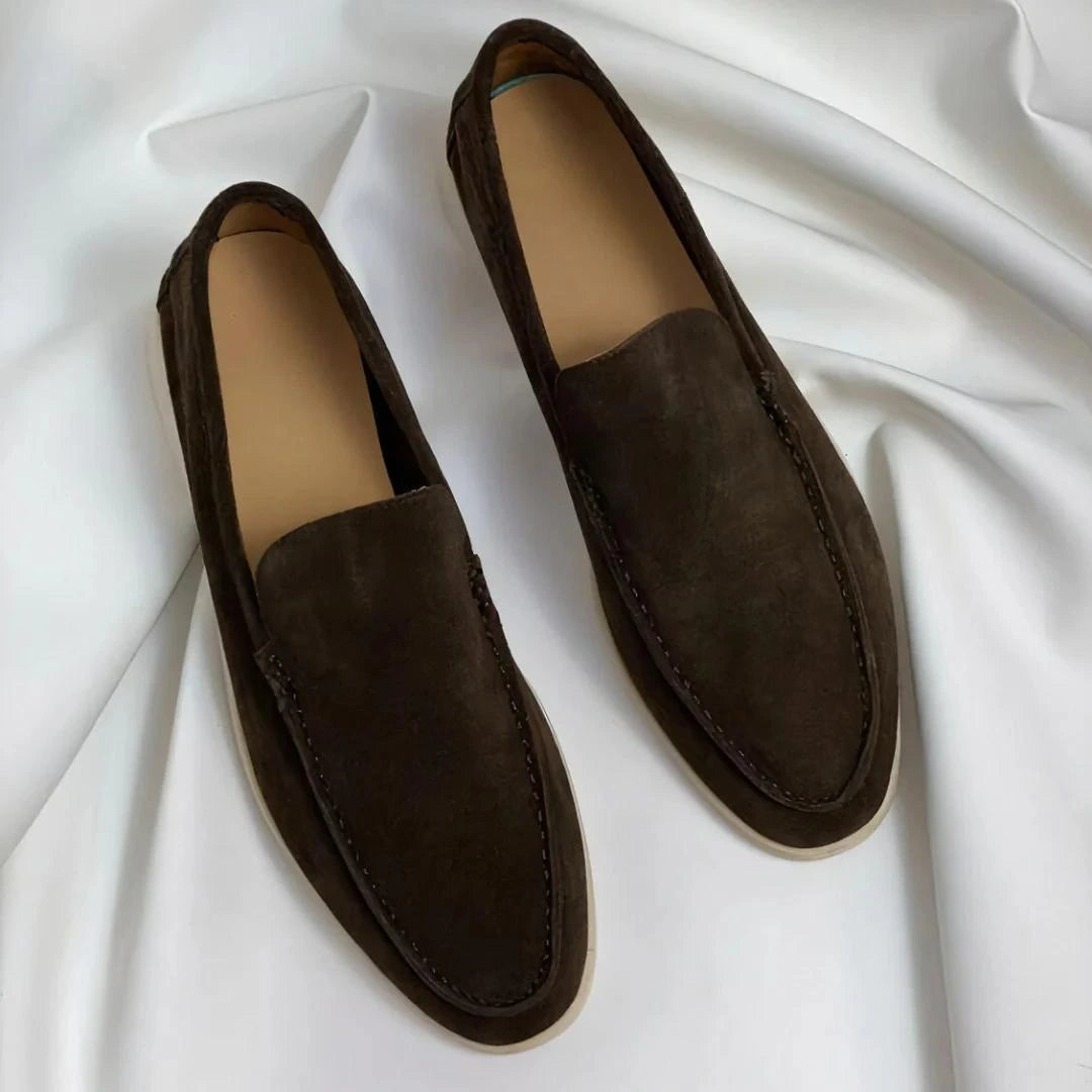 Brown oxford loafers on white fabric background, top view — 3 — view 4