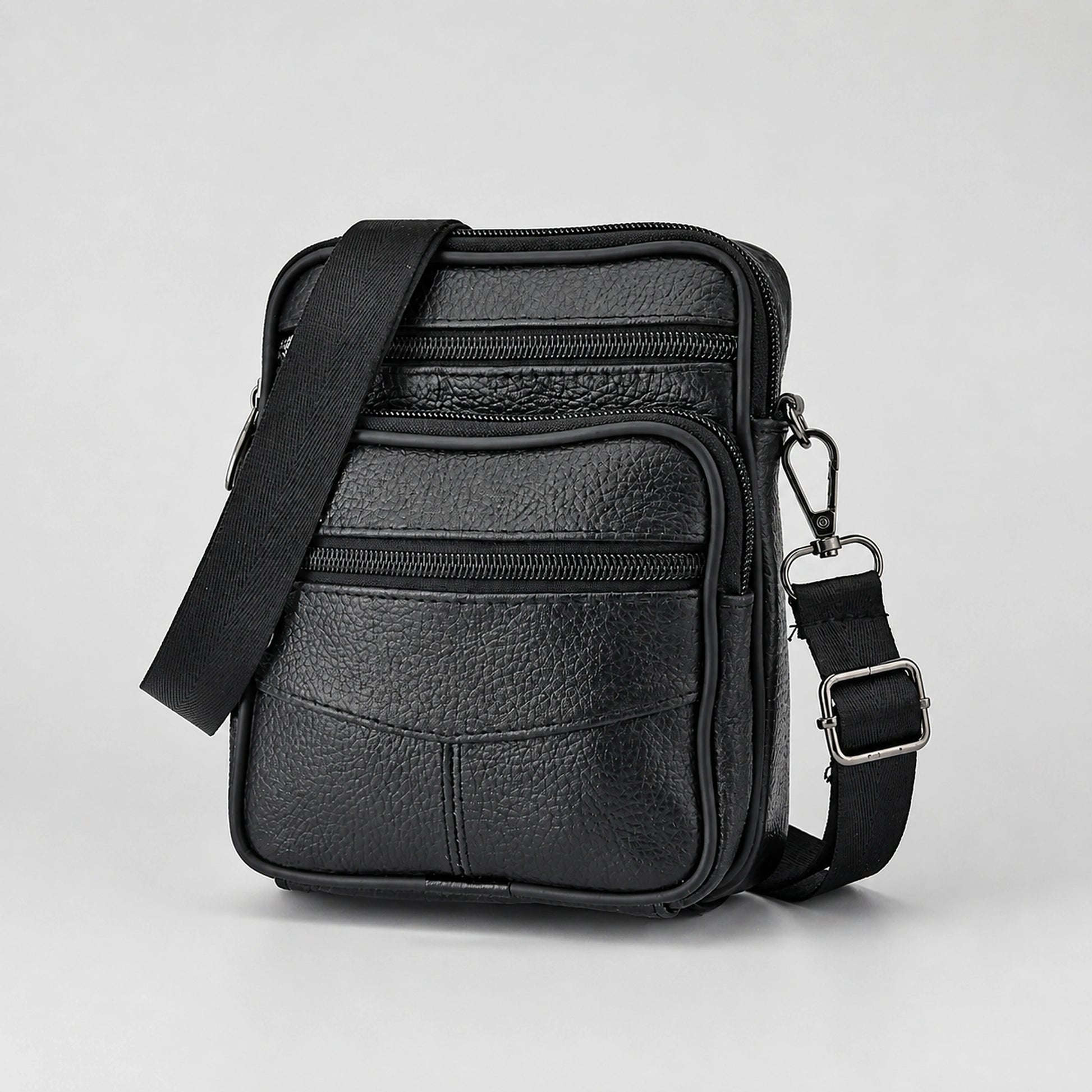 sling bag — Black front
