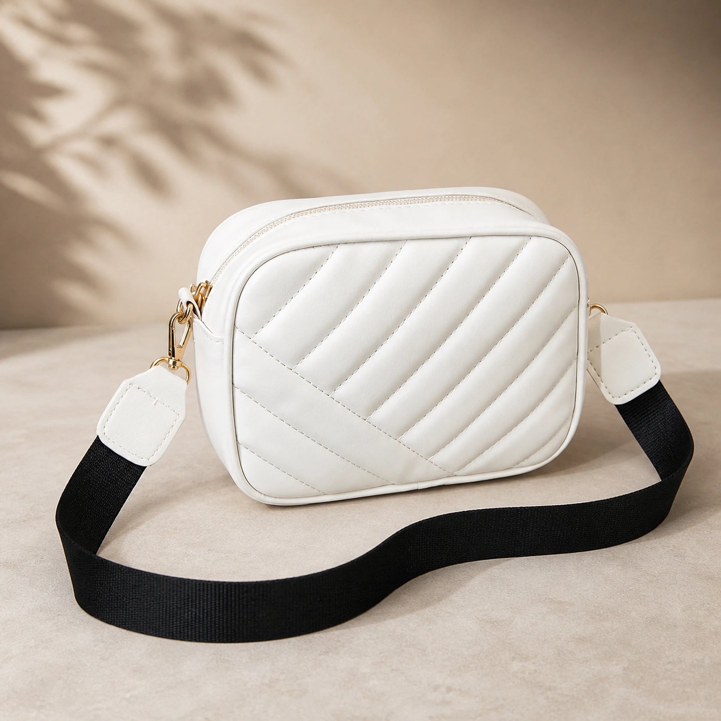 sling bag — White front — view 4