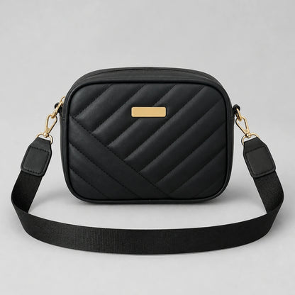 sling bag — Black quilted crossbody bag complete front view — view 4
