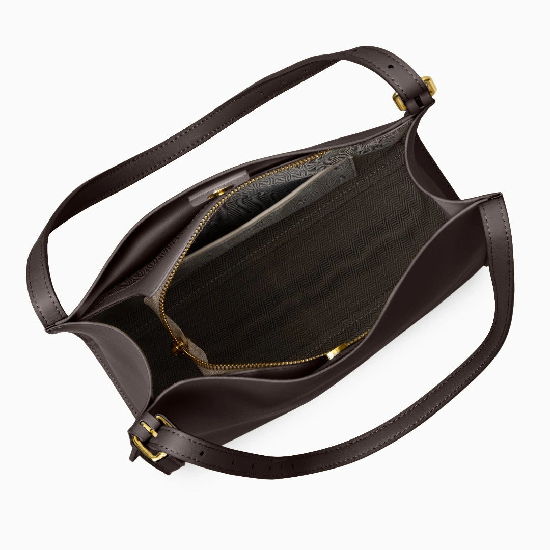 Luxurious leather tote bag in rich brown with a spacious interior and sturdy handles, front view — 19 — view 19